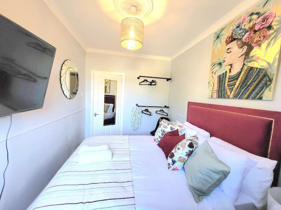 4 Bedrooms Apartment By Sensational Stay Short Lets & Serviced Accommodation Édimbourg Extérieur photo
