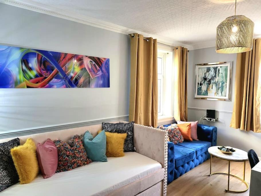 4 Bedrooms Apartment By Sensational Stay Short Lets & Serviced Accommodation Édimbourg Extérieur photo